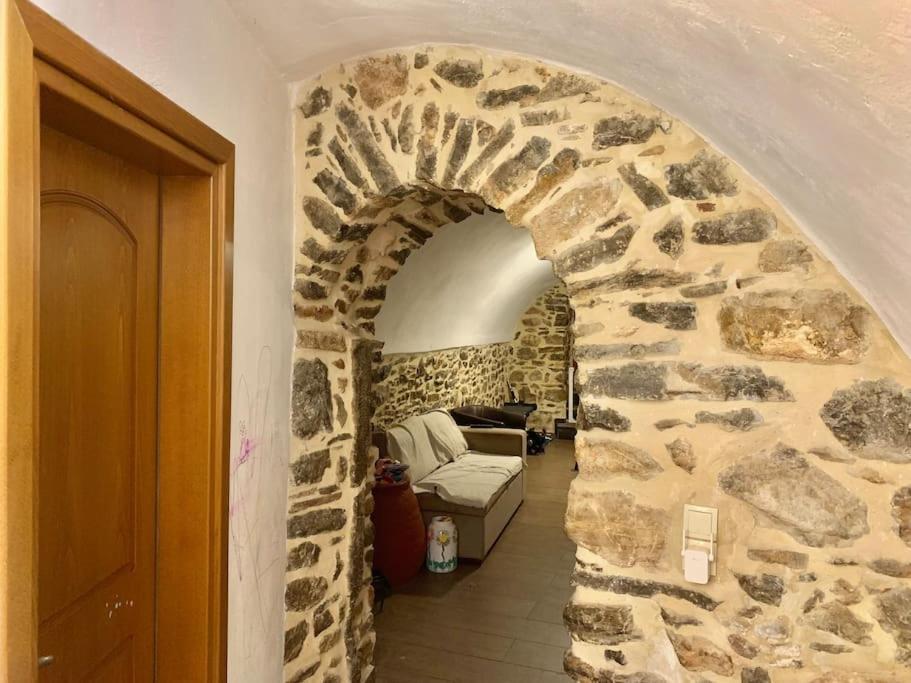 Medieval House Mesta Luaran gambar
