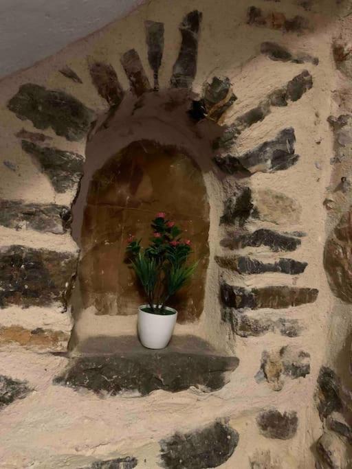 Medieval House Mesta Luaran gambar